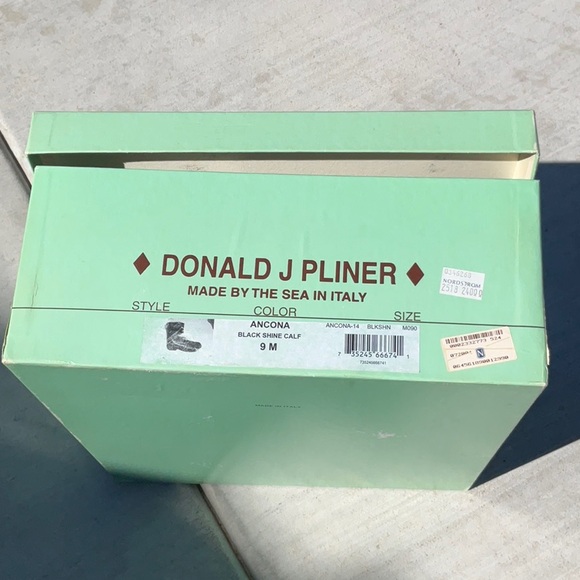 Donald J Pliner Ancona Boots Size 9 - Picture 16 of 16